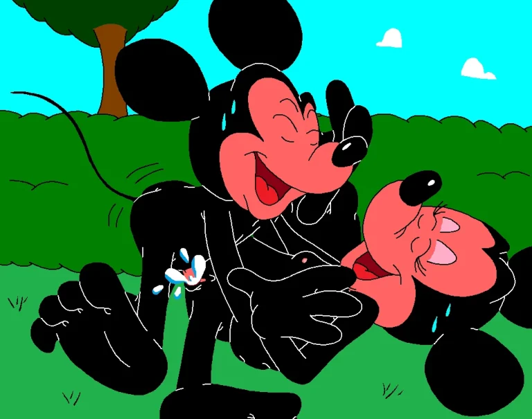 Mickey & Minnie - Ripped Pants porn comic picture 23