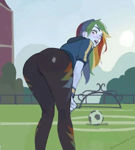 Making Rainbow Dash cum porn comic picture 1